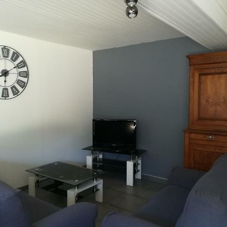 Saint-Aubin-le-Monial Maison A La Ferme מראה חיצוני תמונה