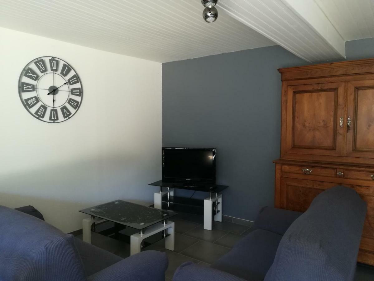 Saint-Aubin-le-Monial Maison A La Ferme מראה חיצוני תמונה