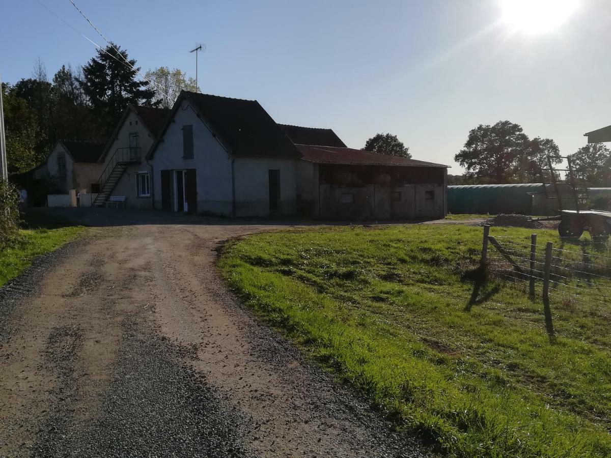Saint-Aubin-le-Monial Maison A La Ferme מראה חיצוני תמונה